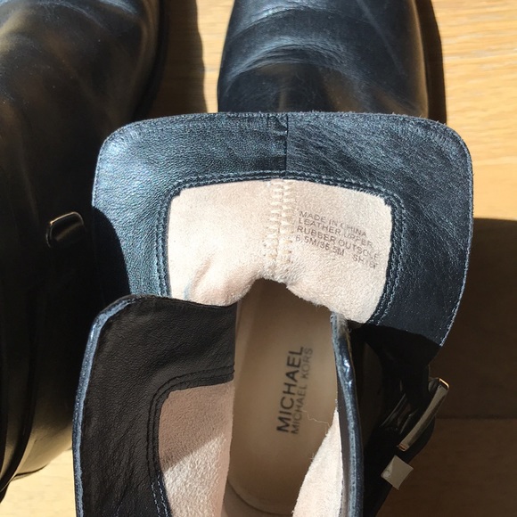 Michael Kors Leather Arley Ankle Bootie Boots - Picture 7 of 7